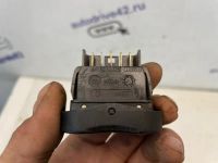 Лот: 24766821. Фото: 3. кнопка стеклоподъемника Nissan... Авто, мото, водный транспорт