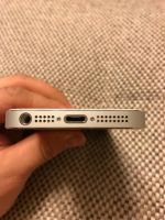 Лот: 9525445. Фото: 4. Iphone 5s silver 16gb LTE в идеальном...