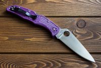 Лот: 1500421. Фото: 3. Нож Spyderco Endura purple FRN. Туризм, охота, рыбалка, самооборона