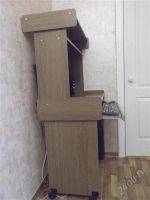 Лот: 2343093. Фото: 2. продам компьютерный стол. Кухонная мебель