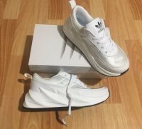 Лот: 13914209. Фото: 2. Новые женские кроссовки Adidas... Женская обувь