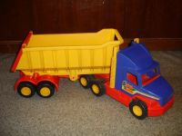 Лот: 15668043. Фото: 2. Игрушка. Машинка б/у. Игрушки