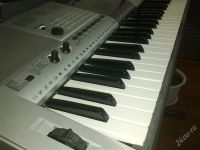 Лот: 788189. Фото: 2. YAMAHA PSR-E403. Музыкальные инструменты