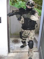 Лот: 2147700. Фото: 2. Тактический жилет UTG. Военно-спортивные игры
