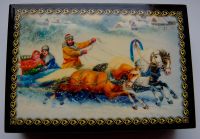 Лот: 25315560. Фото: 5. Лаковая деревянная шкатулка "Зимняя...