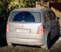 Лот: 4243543. Фото: 2. Volkswagen Touran. Авто, мото, водный транспорт