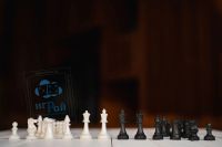 Лот: 16548624. Фото: 2. Настольная игра Шахматы пластмассовые... Сувениры, подарки