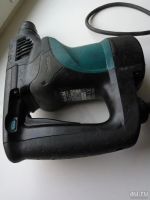 Лот: 8032588. Фото: 4. Перфоратор Makita HR 2810 б/у... Красноярск