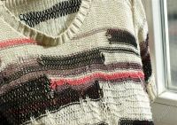 Лот: 1184517. Фото: 3. Стильный свитер Topshop, размер... Одежда, обувь, галантерея