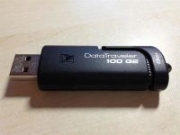 Лот: 2240906. Фото: 2. Карта памяти USB 8 GB (флешка... Носители информации