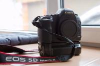Лот: 11748501. Фото: 2. Фотоаппарат Canon 5D Mark II. Фотокамеры