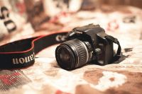 Лот: 1954847. Фото: 2. Canon EOS 450D kit + второй аккум... Фотокамеры
