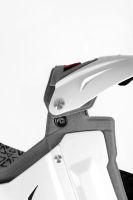 Лот: 8625935. Фото: 5. Защита груди Leatt Adventure white...