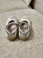 Лот: 9424339. Фото: 2. Туфли на девочку 15,5см. Обувь