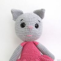 Лот: 13783184. Фото: 2. Вязаная игрушка Кошечка. Игрушки