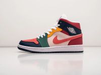 Лот: 24978477. Фото: 3. Кроссовки Nike Air Jordan 1 Mid. Одежда, обувь, галантерея