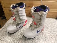 Лот: 16865738. Фото: 3. Ботинки для сноуборда Nike. Спортивные товары