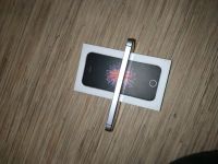 Лот: 15947633. Фото: 2. iPhone se. Смартфоны, связь, навигация