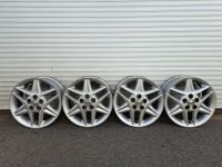 Лот: 25610303. Фото: 2. Комплект Оригинальных Литых дисков... Шины, Диски