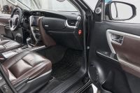 Лот: 21980392. Фото: 14. Toyota Fortuner 2017