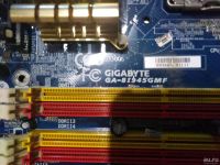 Лот: 13820799. Фото: 2. Gigabyte GA-8I945GMF. Комплектующие
