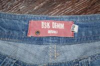 Лот: 1875067. Фото: 2. Шорты Bershka размер 32. Женская одежда