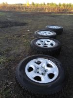 Лот: 12194362. Фото: 3. Зимние шины Dunlop с дисками. Авто, мото, водный транспорт