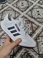 Лот: 20013433. Фото: 2. Кроссовки Adidas белые 90-е. Мужская обувь