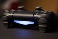 Лот: 16812056. Фото: 2. Playstation 4 Slim 1 TB новая... Игровые приставки, консоли, видеоигры