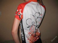 Лот: 1034538. Фото: 2. Велоджерси для девушки размер... Велоспорт