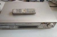 Лот: 21771008. Фото: 4. Видеомагнитофон Panasonic NV-FJ720EU. Красноярск