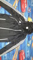 Лот: 10653424. Фото: 2. Фирменная куртка Adidas оригинальная. Спортивная одежда