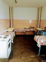 Лот: 13482867. Фото: 6. Яркая комната в общежитии с отличными...