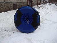 Лот: 4862019. Фото: 2. Тюбинг, санки - плюшки. Цвет черно-синий. Детский транспорт