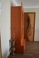 Лот: 9394376. Фото: 2. Сервант, в очень хорошем состоянии... Мебель для гостиной