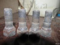 Лот: 8482685. Фото: 2. Болт крепления колеса-ВАЗ. Автозапчасти