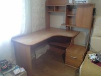 Лот: 5345532. Фото: 6. Компьютерный стол (угловой)