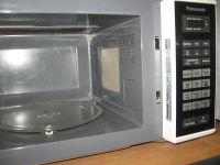 Лот: 11032530. Фото: 2. Микроволновая печь Panasonic nn-gt352w... Мелкая бытовая техника