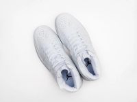Лот: 24979575. Фото: 3. Кроссовки Nike Air Jordan 1 Mid. Одежда, обувь, галантерея