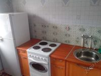 Лот: 5575590. Фото: 2. СДАМ 1 комнатную на Сурикова 6... Аренда