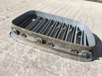 Лот: 20657946. Фото: 3. Решетка радиатора BMW 550i Gran... Авто, мото, водный транспорт