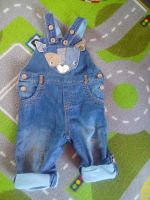 Лот: 9092612. Фото: 2. Джинсовый комбинезон Next + боди. Одежда и аксессуары