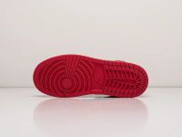 Лот: 19877004. Фото: 5. Кроссовки Nike Air Jordan 1 Mid...