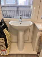 Лот: 18978045. Фото: 2. Раковина с краном. Сантехника, водопровод