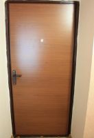 Лот: 3761987. Фото: 2. Дверь входная металлическая Витязь... Двери, окна, фурнитура