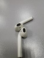 Лот: 19408557. Фото: 3. Наушники Apple AirPods 2 оригинал. Бытовая техника