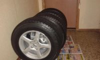 Лот: 4525976. Фото: 3. Bridgestone Blizzak 205\70 R15... Авто, мото, водный транспорт