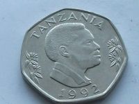 Лот: 8610215. Фото: 6. Монета 20 шиллинг Танзания 1992...