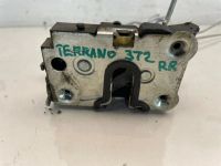 Лот: 21702518. Фото: 2. замок двери Nissan Terrano D10. Автозапчасти