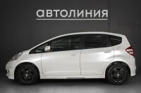 Лот: 21599309. Фото: 3. Honda Fit, II 1.3 CVT (100 л.с... Красноярск